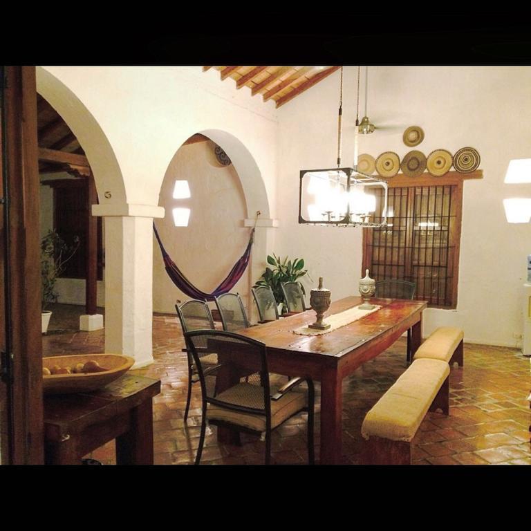Portal De La Marquesa Hotel Mompos Exterior foto Interior of the house