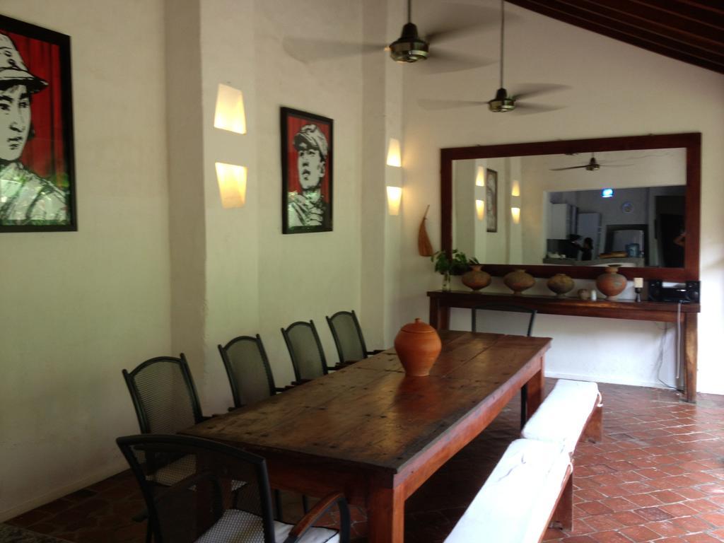 Portal De La Marquesa Hotel Mompos Exterior foto The dining room at the house