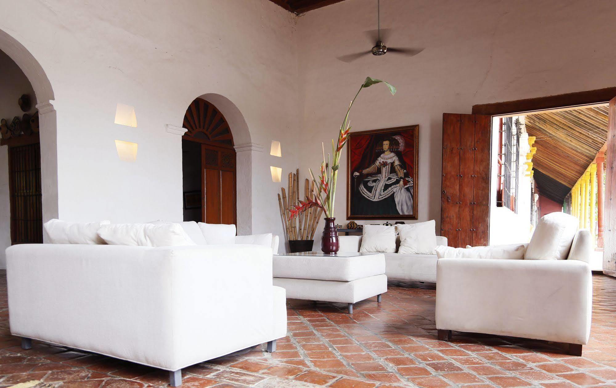 Portal De La Marquesa Hotel Mompos Exterior foto Casa Grande interior