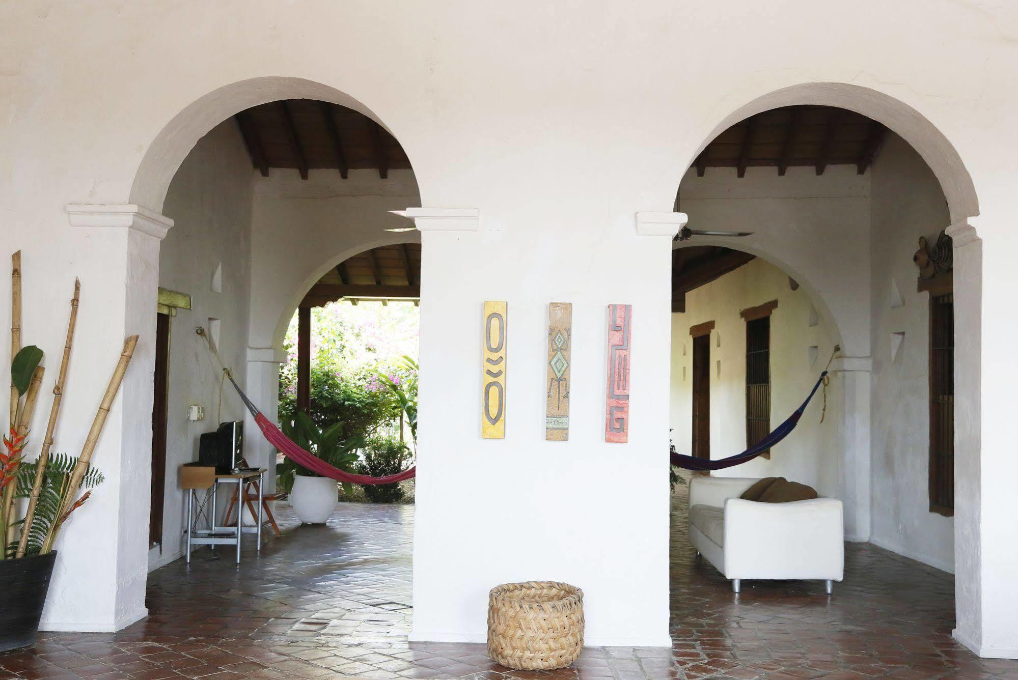 Portal De La Marquesa Hotel Mompos Exterior foto Interior of the house